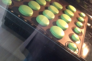 Macarons & Walnut Cake (MW1)