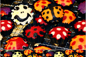 Apam Blossoms & Banana Cake (AB1)