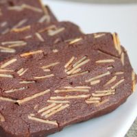 chocolate-almond-slice-cookies